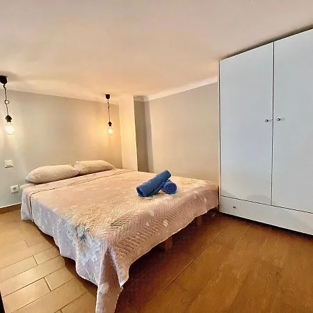 Luxury Loft In The Center